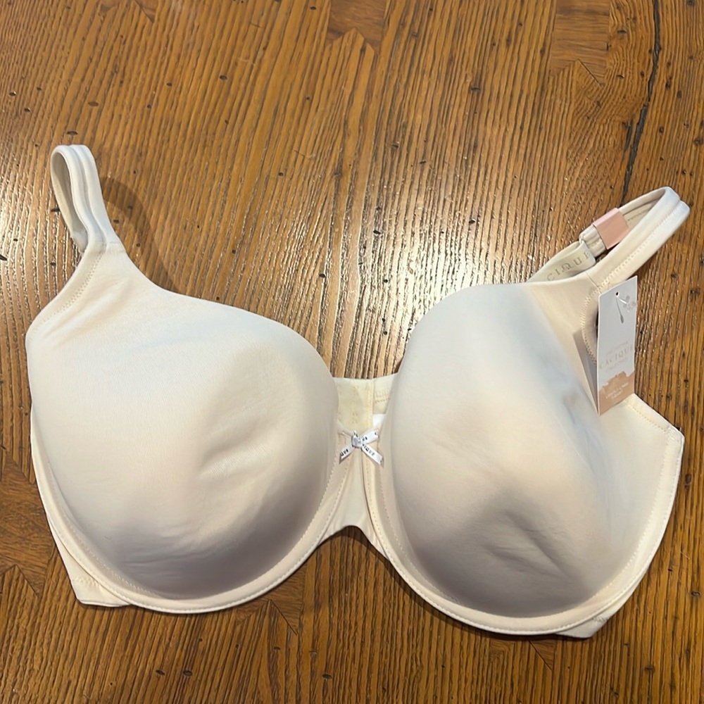 Lane Bryant Cacique NWT Lightly Lined Molded Cup T-shirt Bra Beige 42F